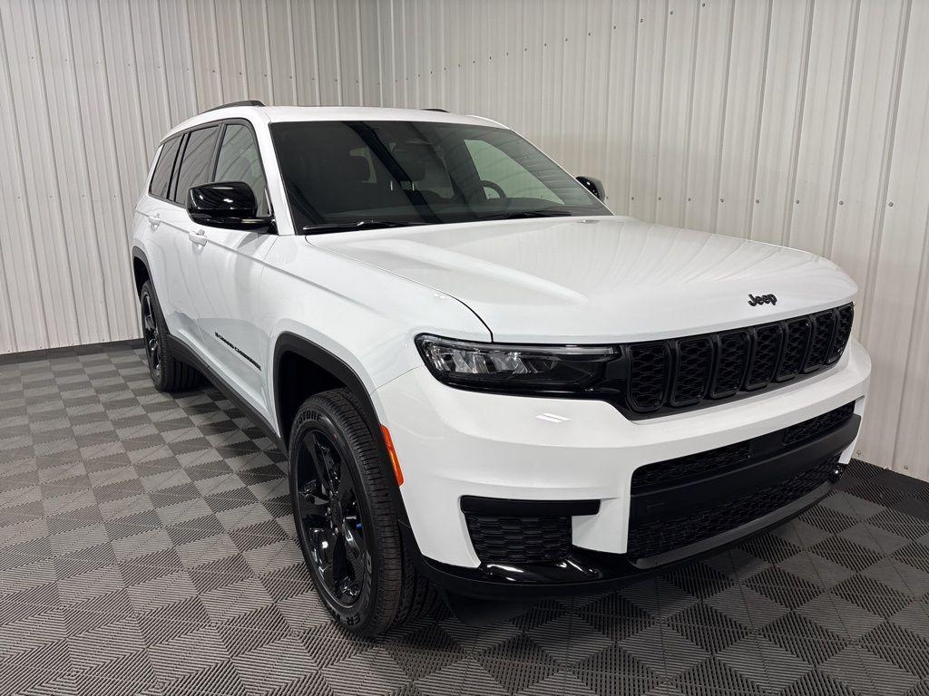 new 2025 Jeep Grand Cherokee L car, priced at $49,263