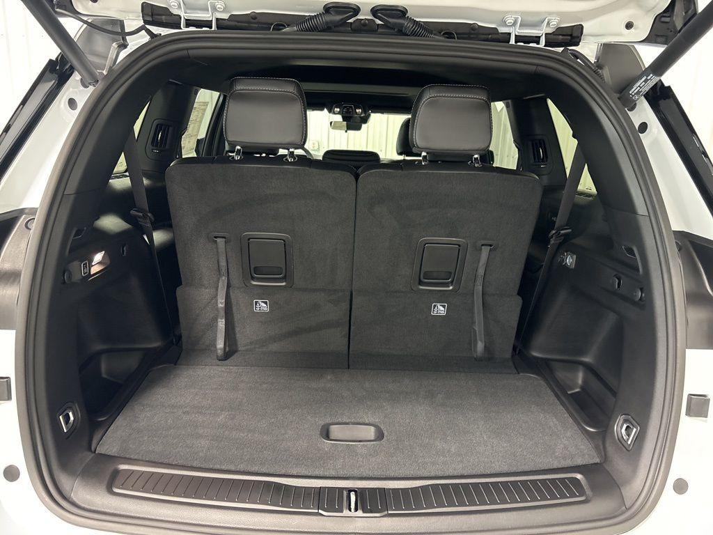 new 2025 Jeep Grand Cherokee L car, priced at $49,263