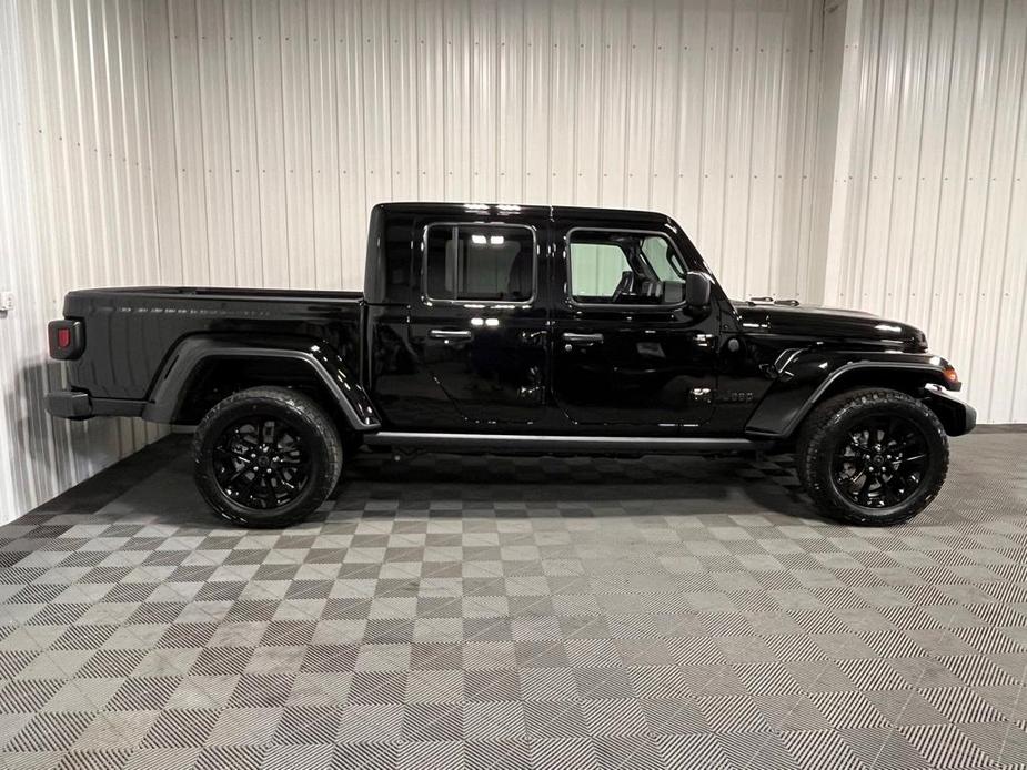 new 2024 Jeep Gladiator car, priced at $45,351