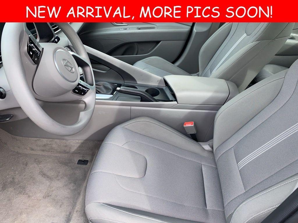 used 2024 Hyundai Elantra car