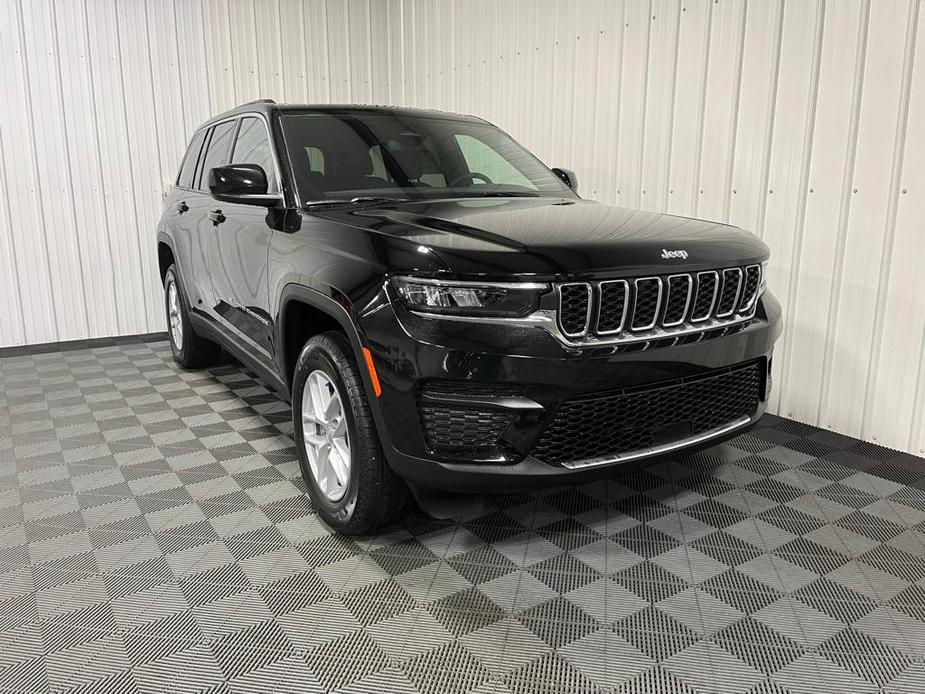 new 2024 Jeep Grand Cherokee car, priced at $43,175