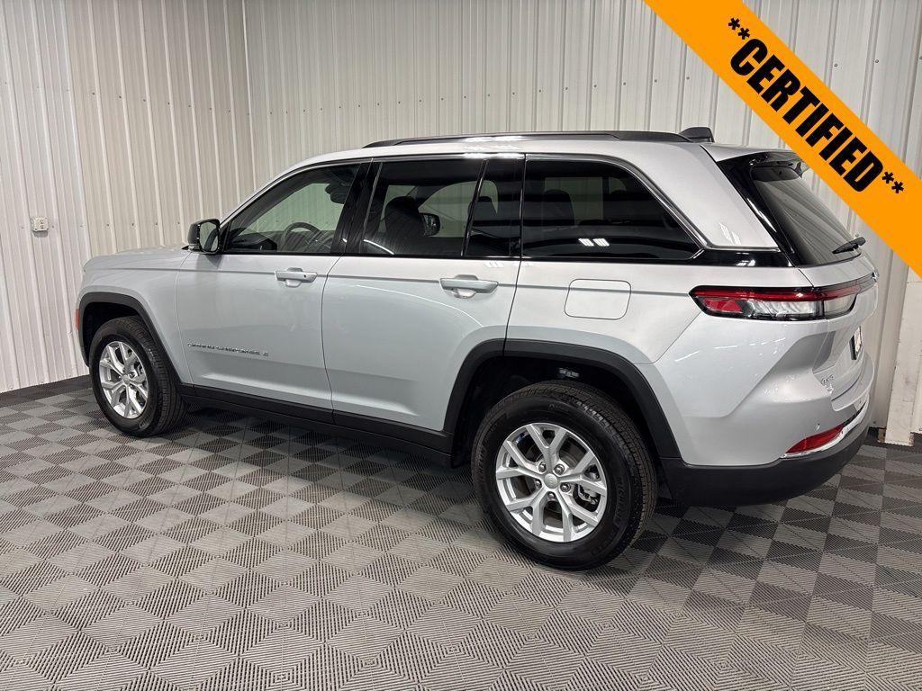 used 2023 Jeep Grand Cherokee car, priced at $35,999