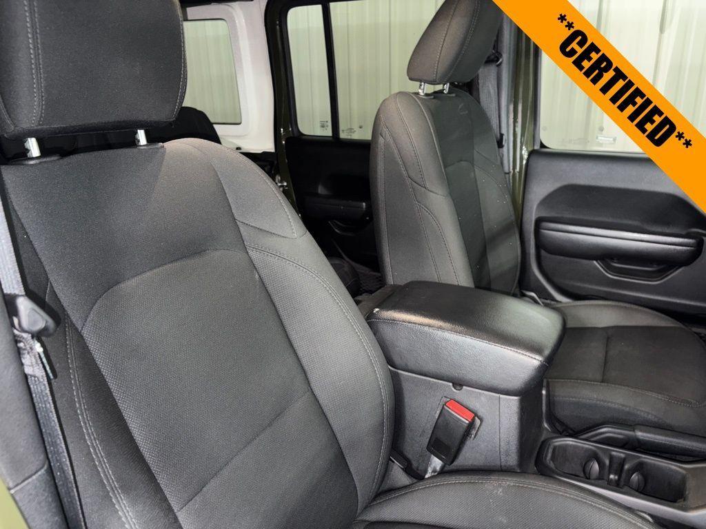 used 2021 Jeep Wrangler Unlimited car, priced at $32,486