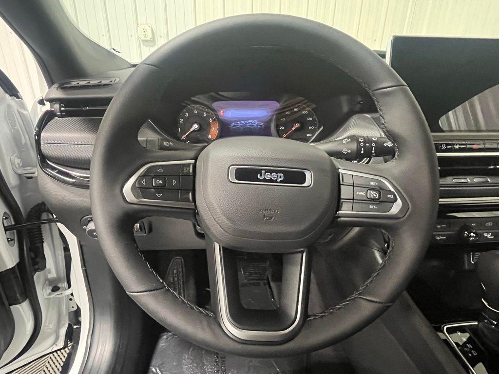 new 2025 Jeep Compass car, priced at $31,760