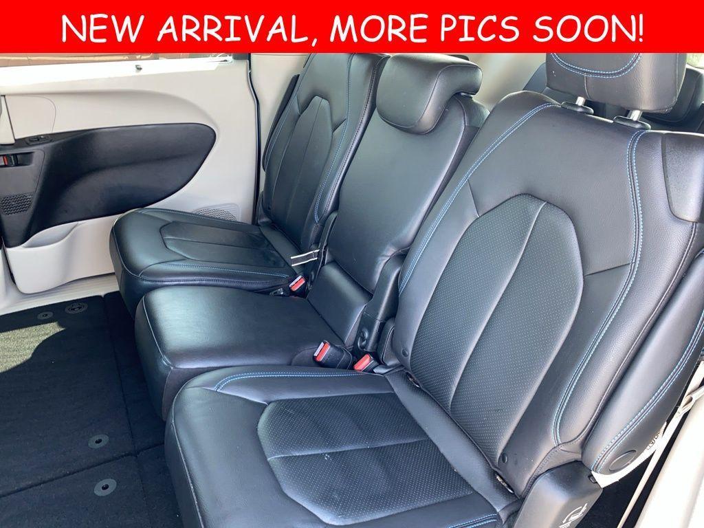 used 2021 Chrysler Pacifica car