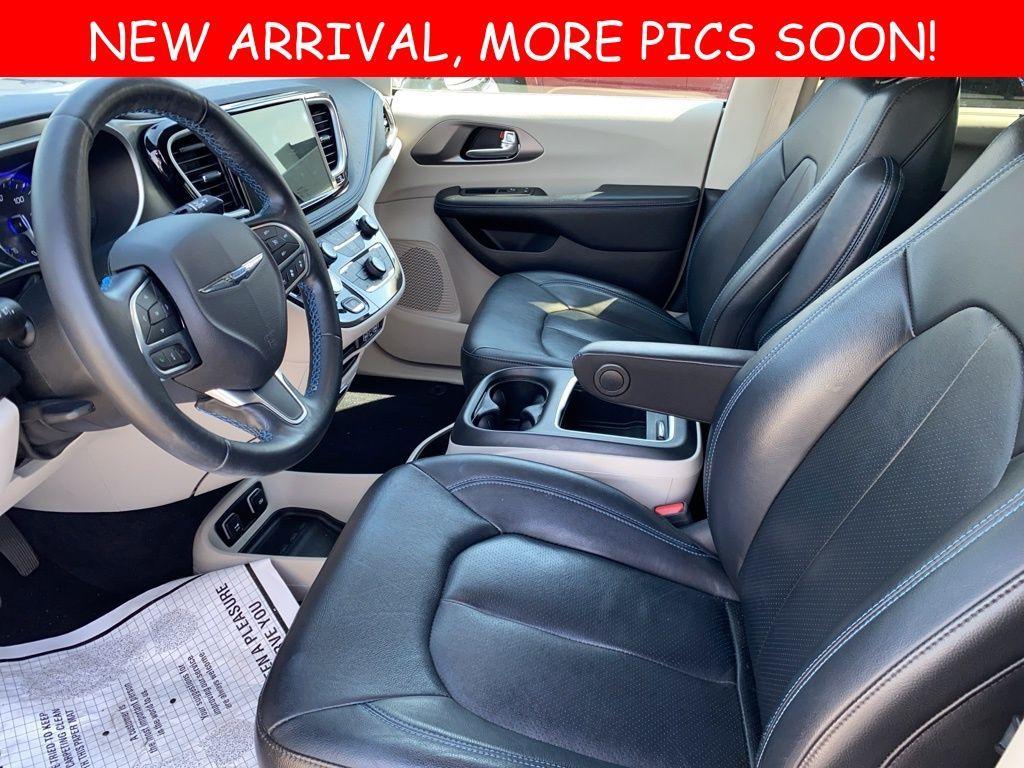 used 2021 Chrysler Pacifica car