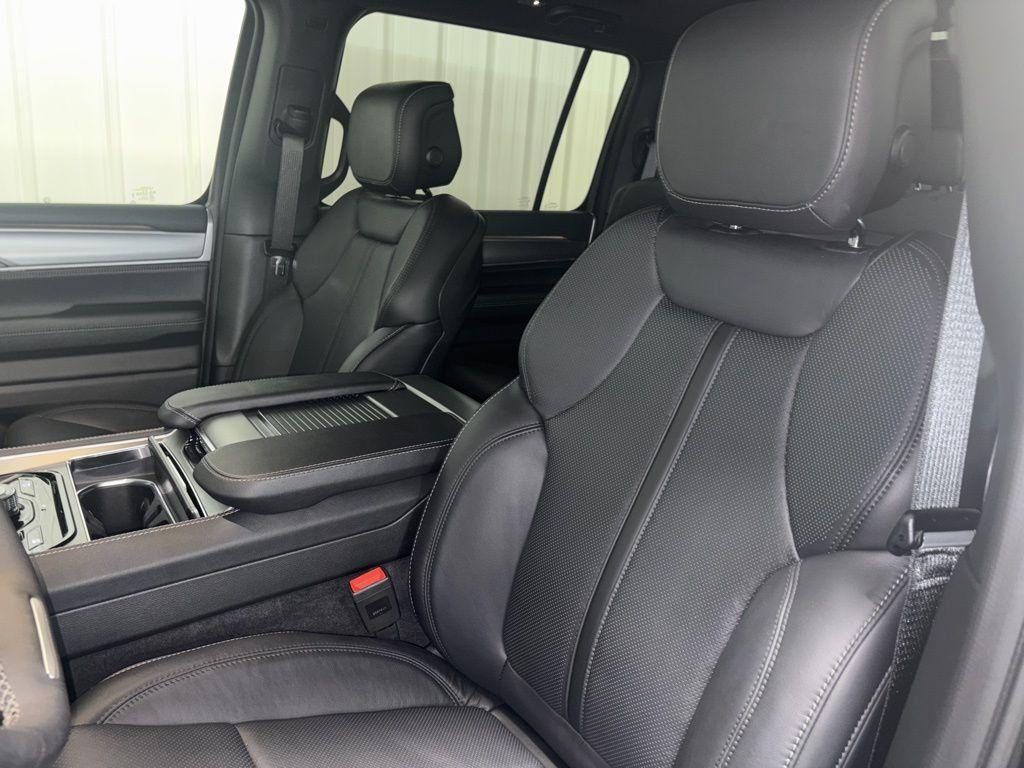 new 2025 Jeep Wagoneer car, priced at $75,530