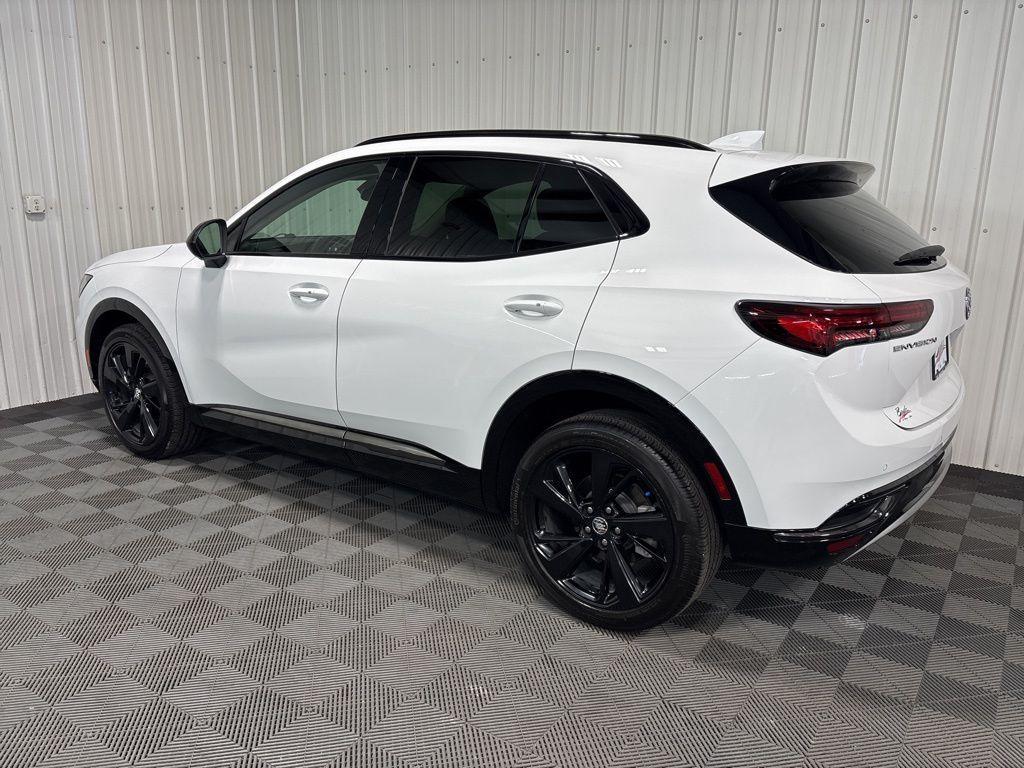 used 2022 Buick Envision car, priced at $27,500