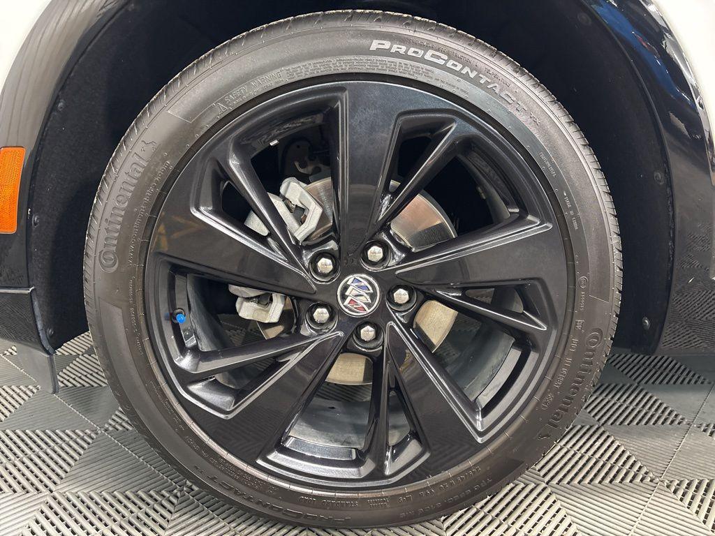 used 2022 Buick Envision car, priced at $27,500