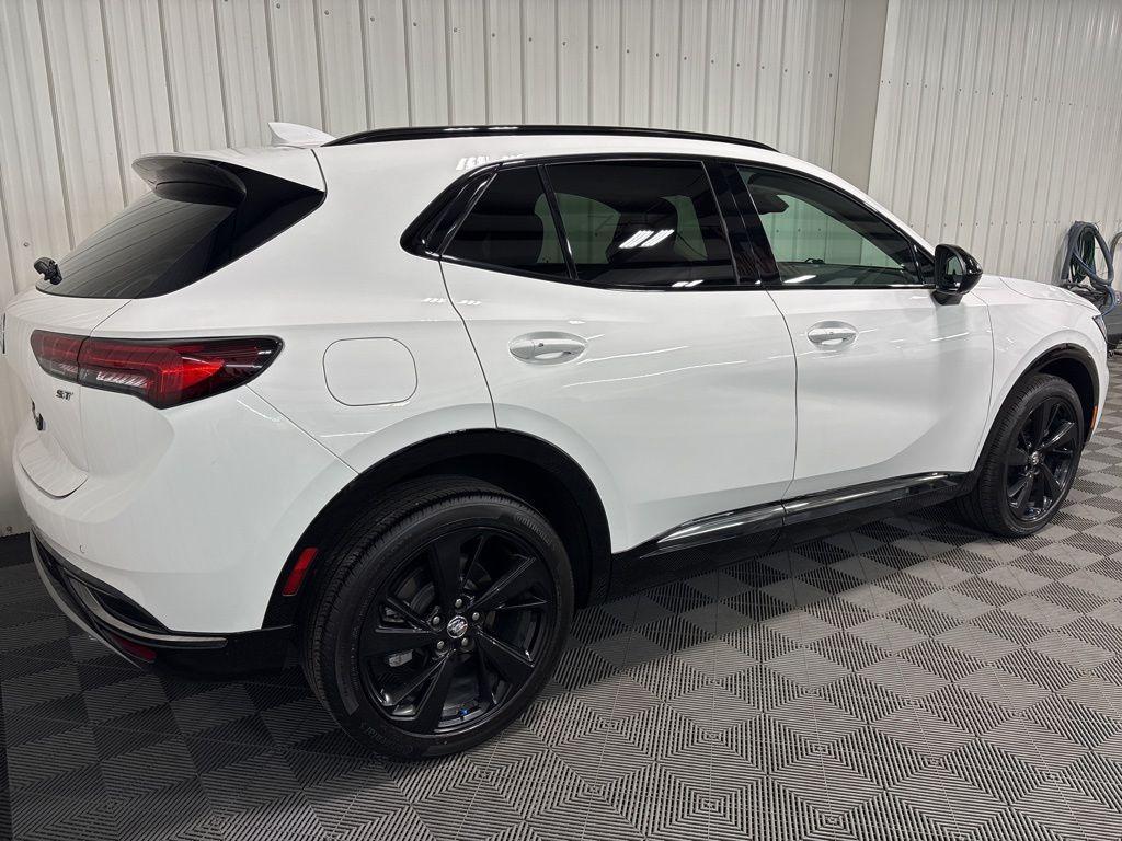 used 2022 Buick Envision car, priced at $27,500