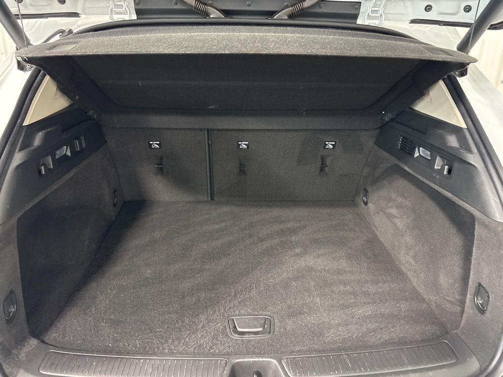 used 2022 Buick Envision car, priced at $27,500