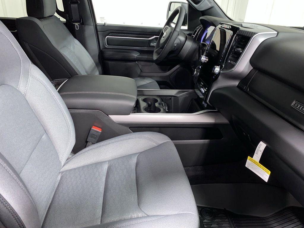 new 2025 Ram 1500 car, priced at $61,394