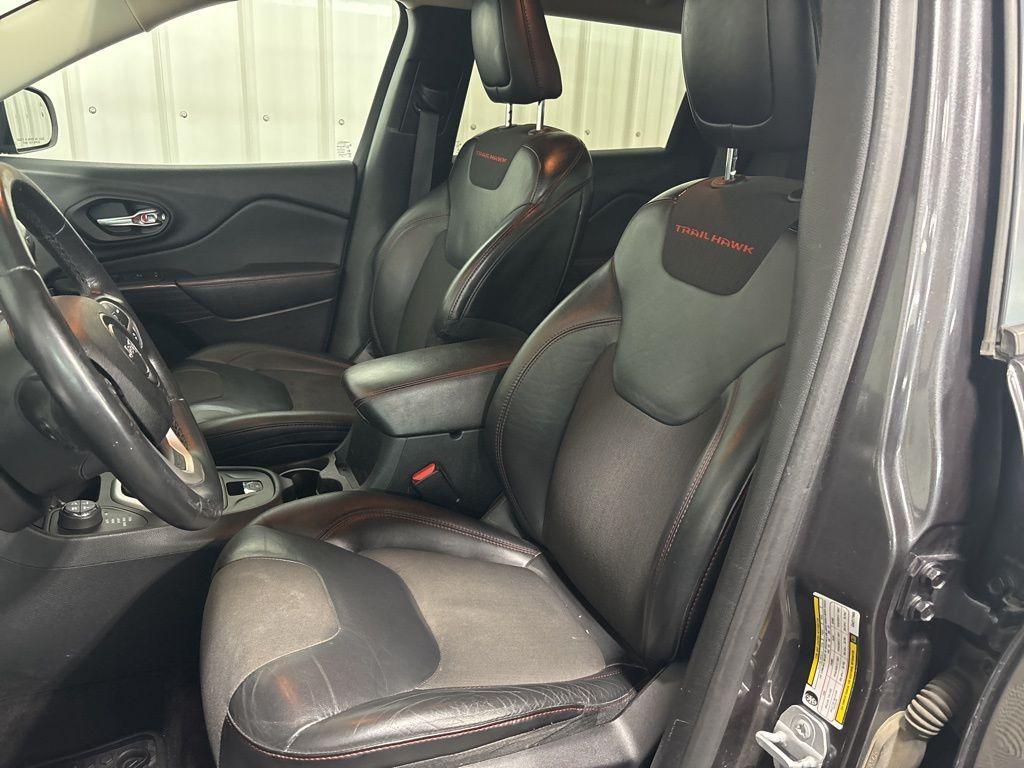 used 2016 Jeep Cherokee car, priced at $11,425
