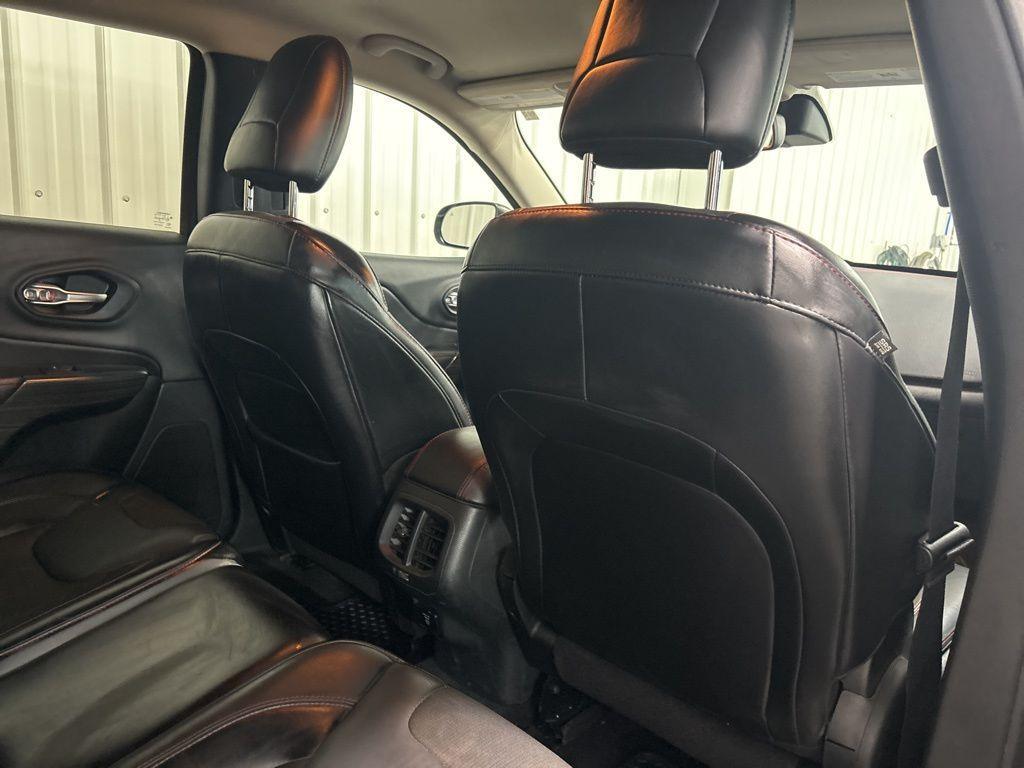 used 2016 Jeep Cherokee car, priced at $11,425