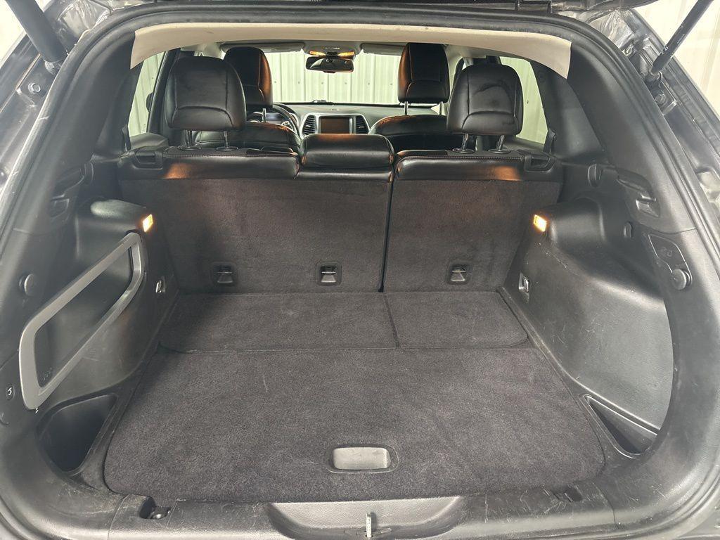 used 2016 Jeep Cherokee car, priced at $11,425
