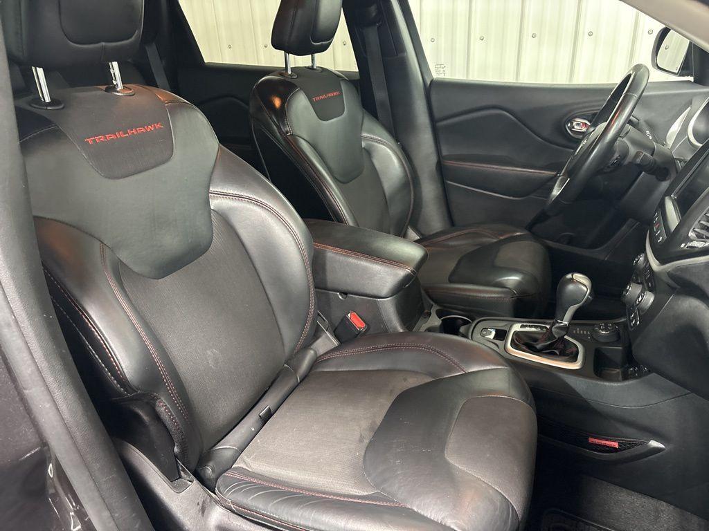 used 2016 Jeep Cherokee car, priced at $11,425