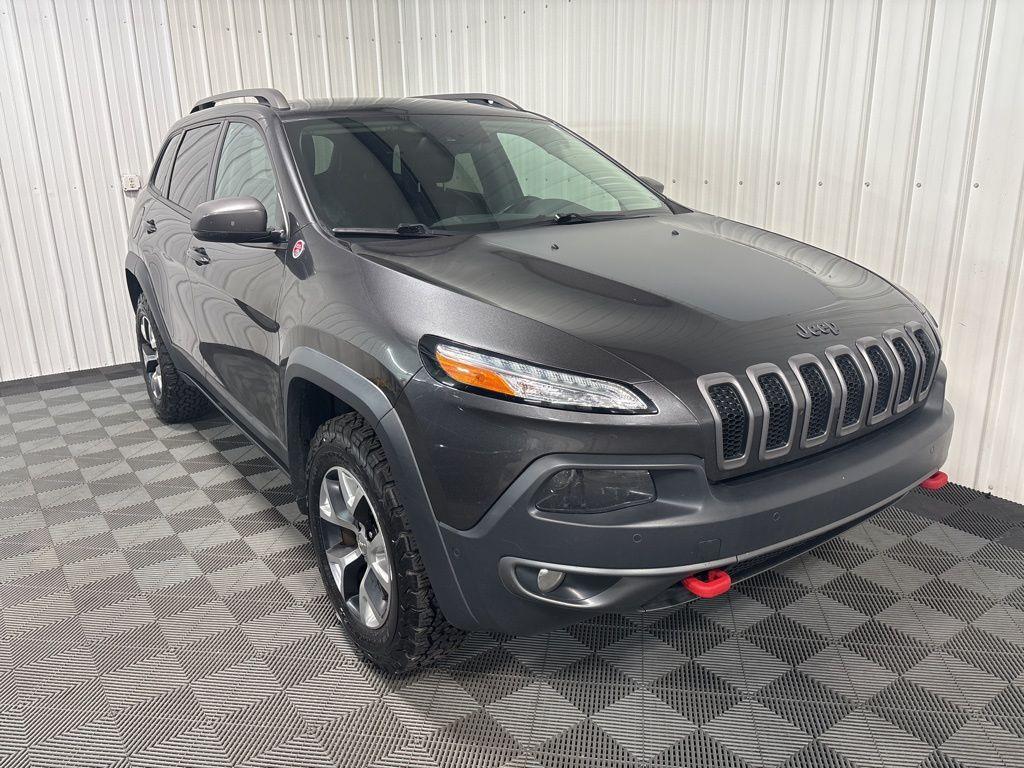 used 2016 Jeep Cherokee car, priced at $11,425