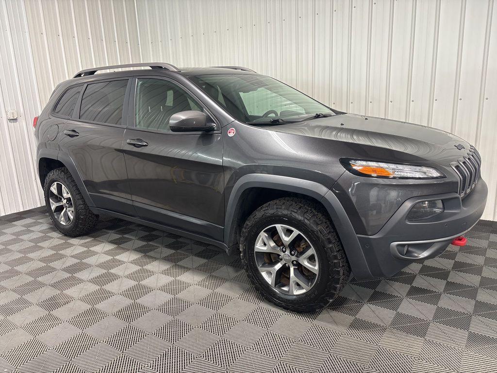used 2016 Jeep Cherokee car, priced at $11,425