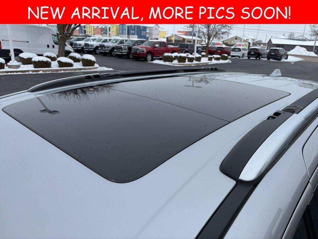 used 2022 Chrysler Pacifica car, priced at $42,999