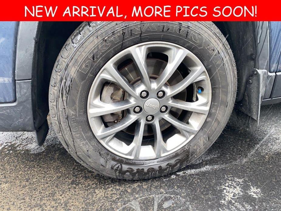 used 2020 Jeep Cherokee car