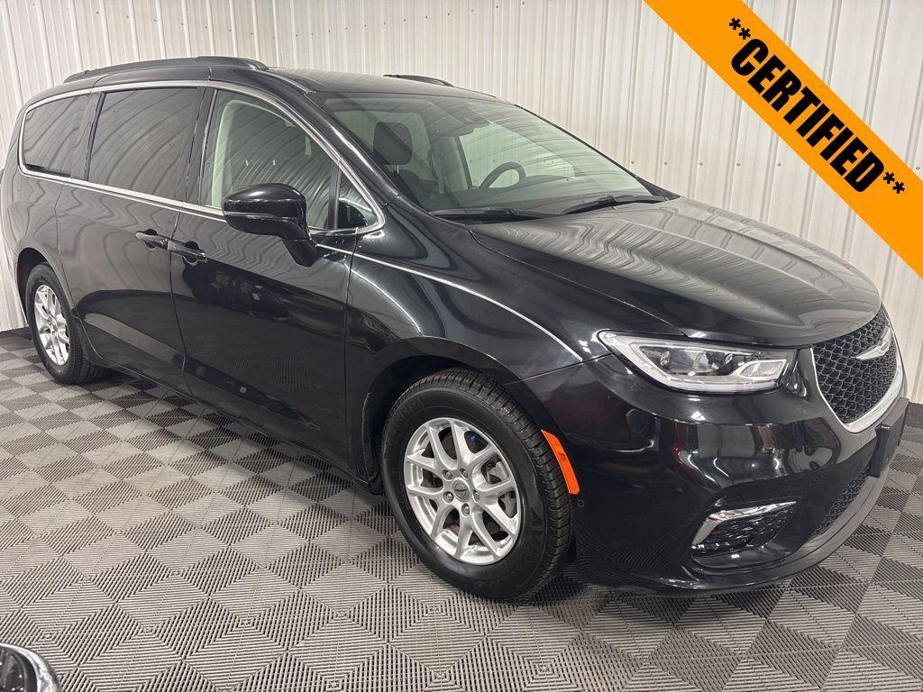 used 2022 Chrysler Pacifica car, priced at $30,999