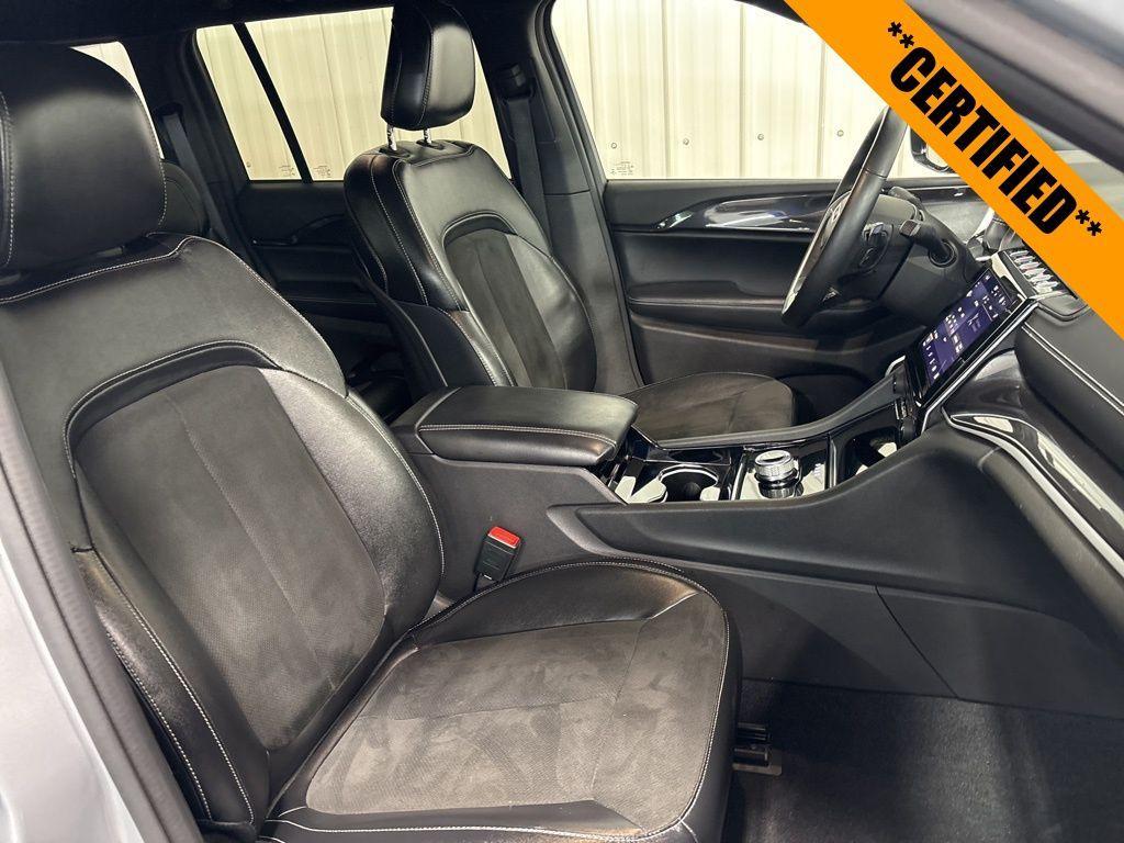 used 2022 Jeep Grand Cherokee car, priced at $32,326