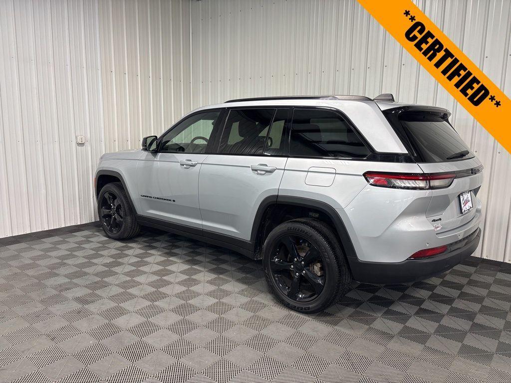 used 2022 Jeep Grand Cherokee car, priced at $32,326