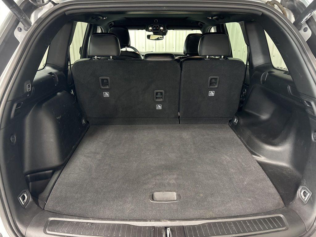 used 2022 Jeep Grand Cherokee car, priced at $30,000