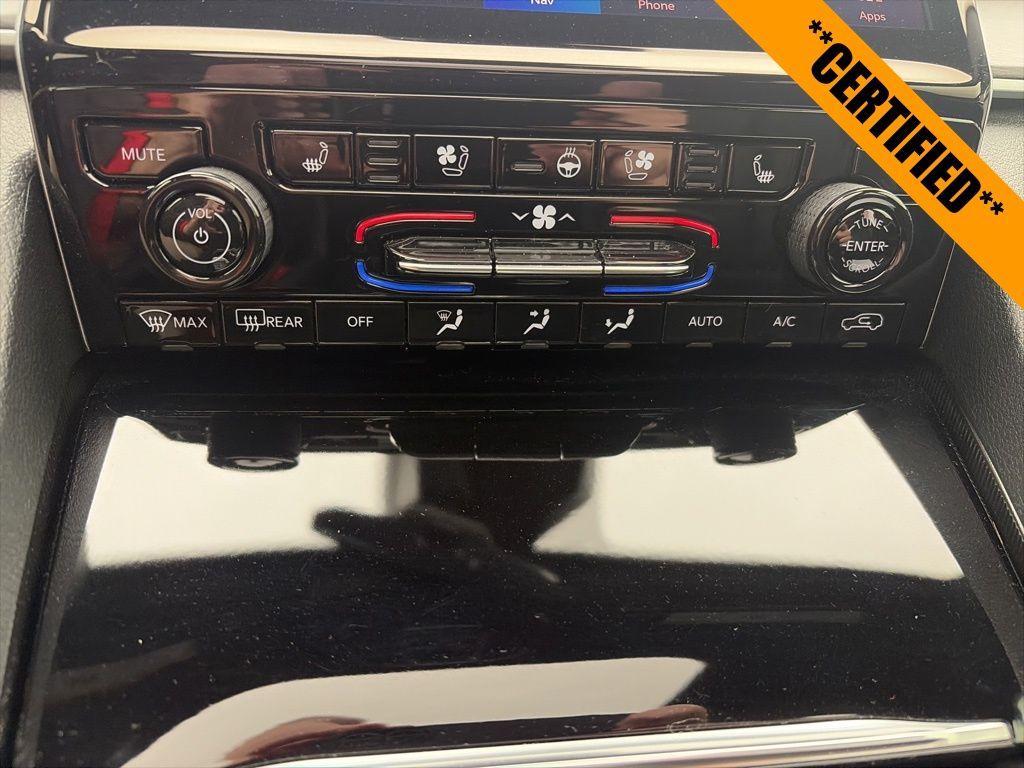 used 2025 Jeep Grand Cherokee car, priced at $43,999