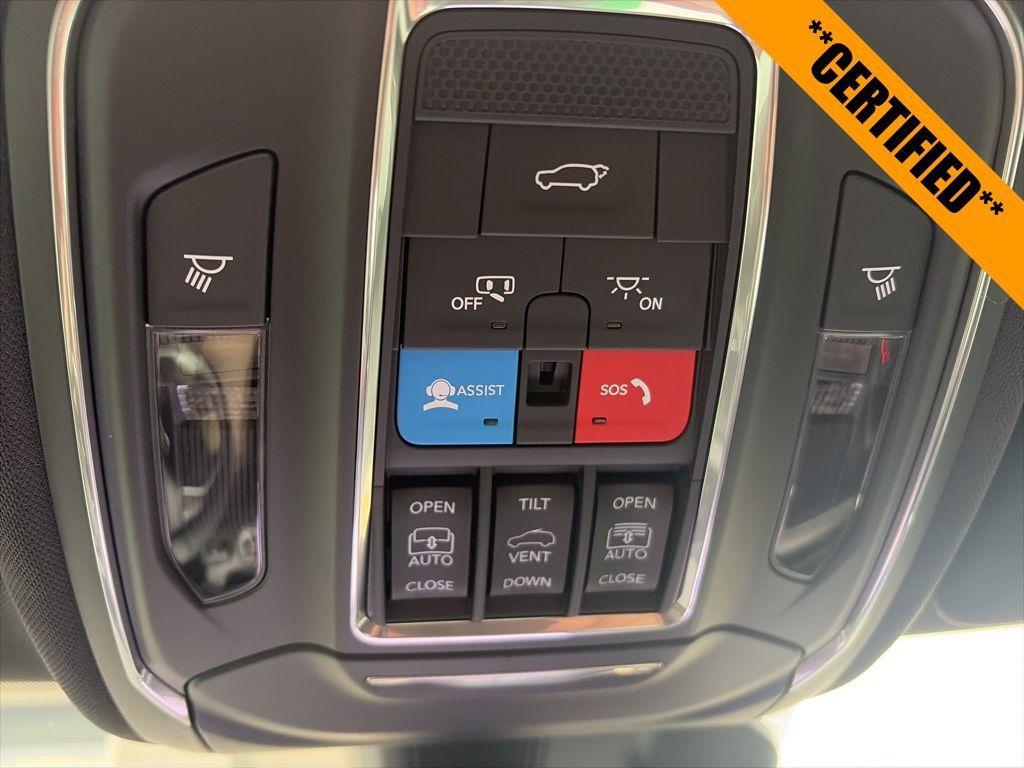 used 2025 Jeep Grand Cherokee car, priced at $43,999