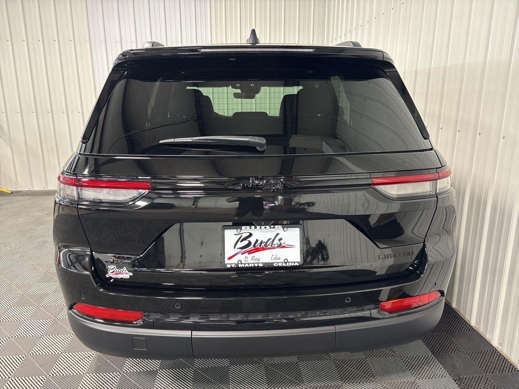 new 2025 Jeep Grand Cherokee car, priced at $49,295