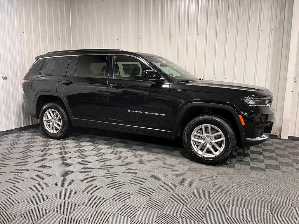 new 2025 Jeep Grand Cherokee L car, priced at $45,720