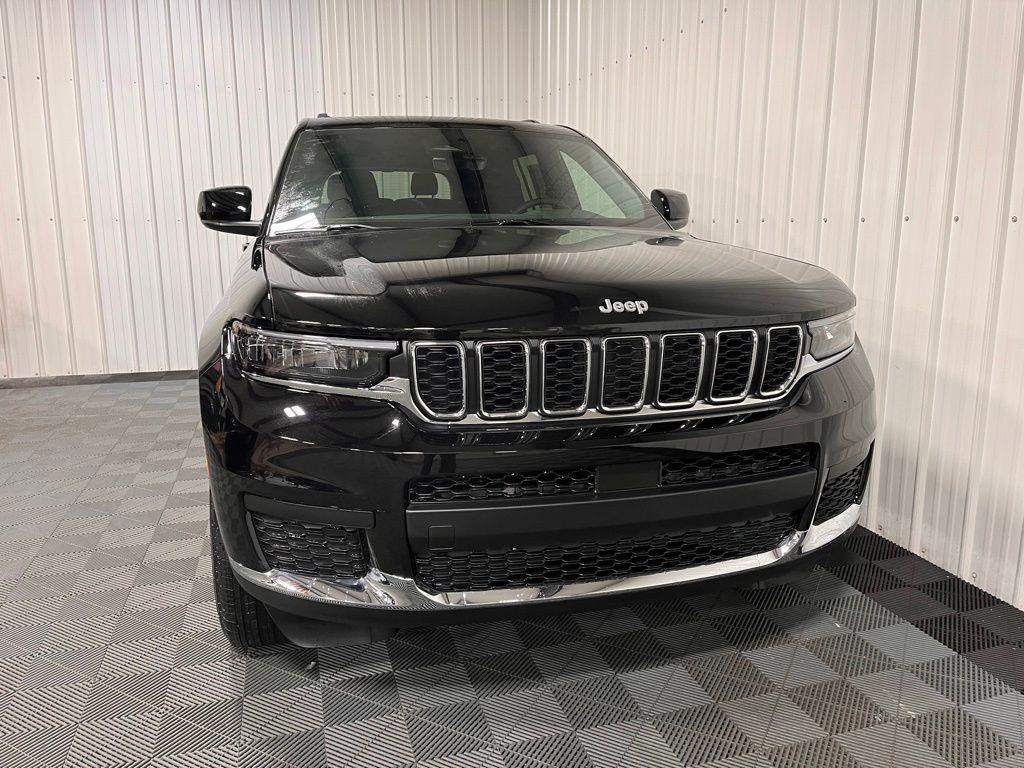 new 2025 Jeep Grand Cherokee L car, priced at $45,720