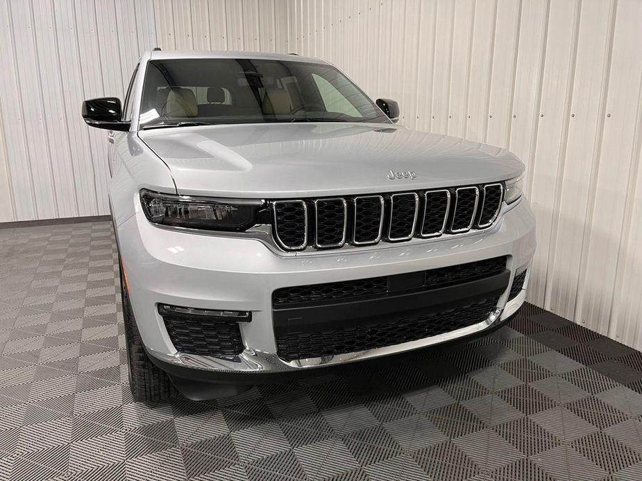 new 2024 Jeep Grand Cherokee L car, priced at $52,439