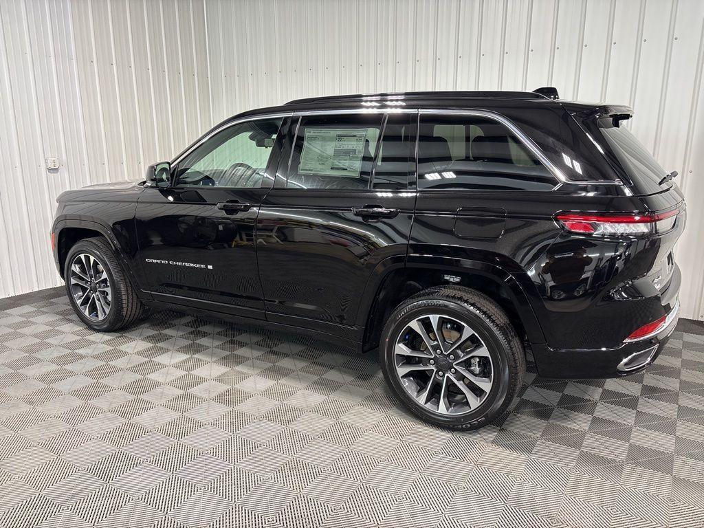 new 2025 Jeep Grand Cherokee car, priced at $62,493