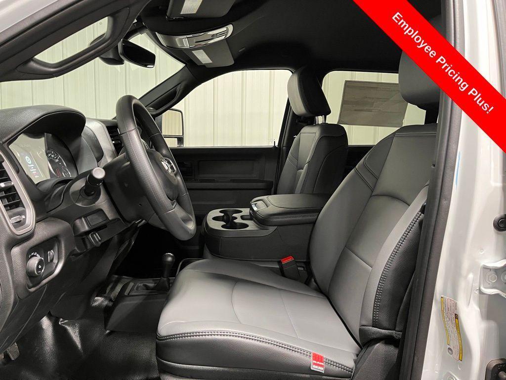 new 2024 Ram 3500 car, priced at $68,143