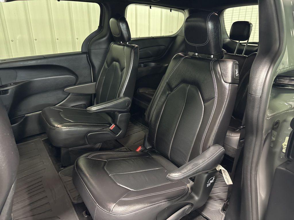 used 2022 Chrysler Pacifica car, priced at $30,999