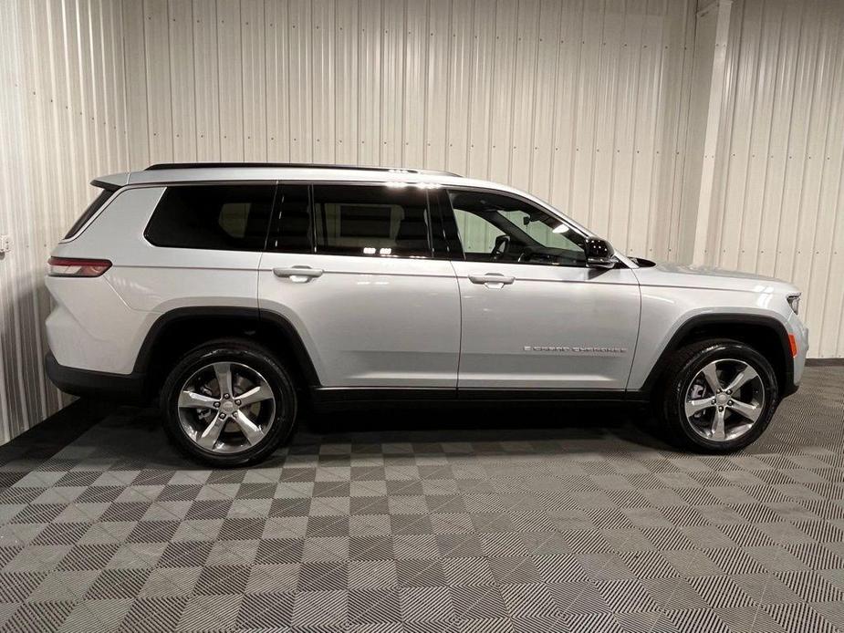 new 2025 Jeep Grand Cherokee L car, priced at $52,362