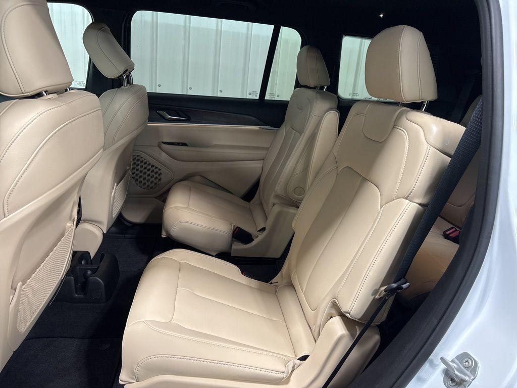 new 2025 Jeep Grand Cherokee L car, priced at $48,366