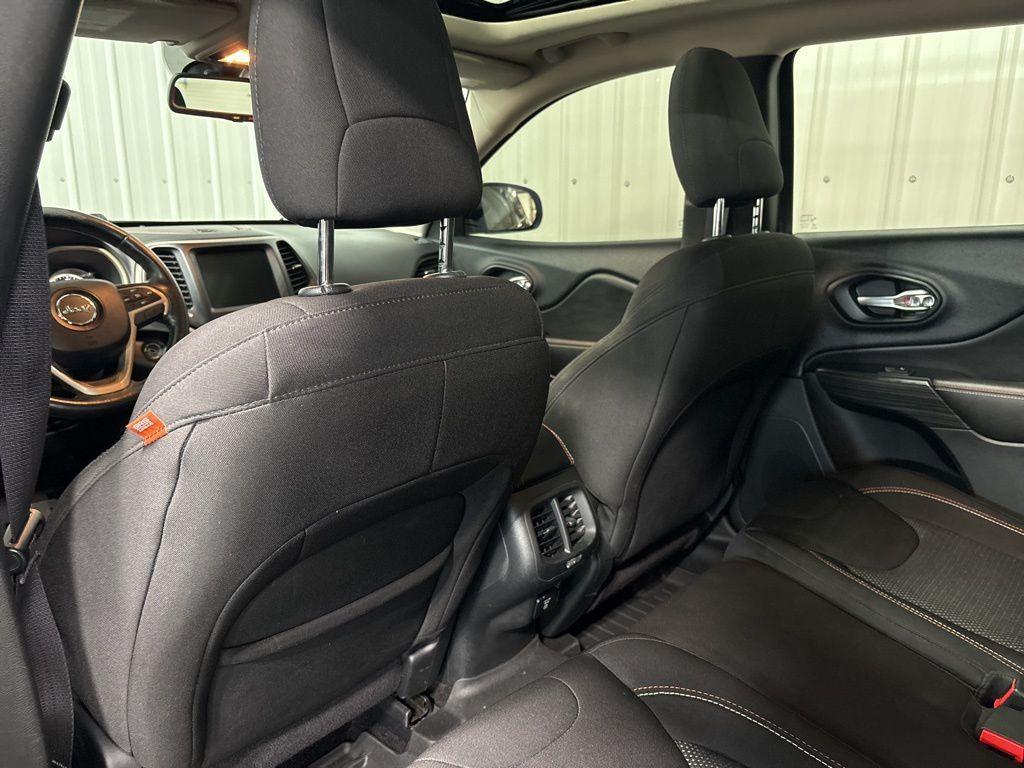 used 2016 Jeep Cherokee car, priced at $12,999