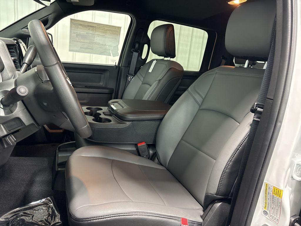 new 2025 Ram 2500 car, priced at $69,962