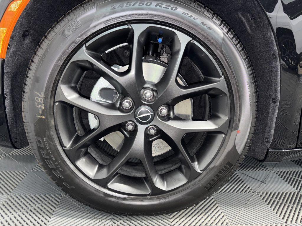 new 2025 Chrysler Pacifica car, priced at $49,191