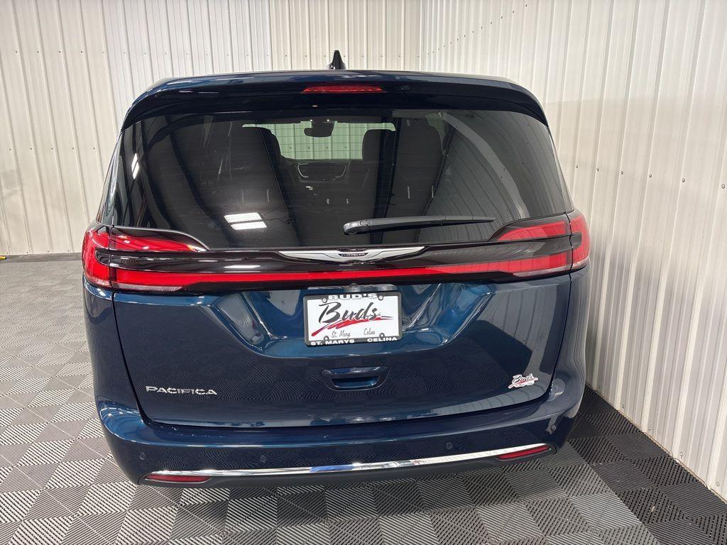 new 2025 Chrysler Pacifica car, priced at $43,114