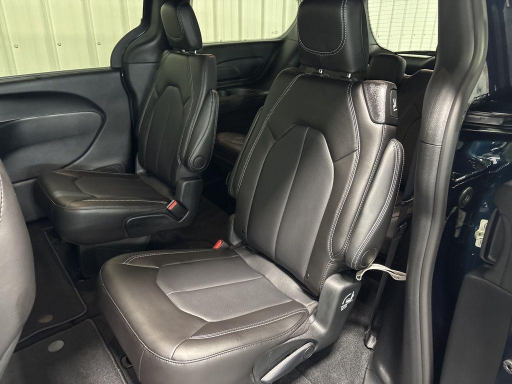 new 2025 Chrysler Pacifica car, priced at $43,114