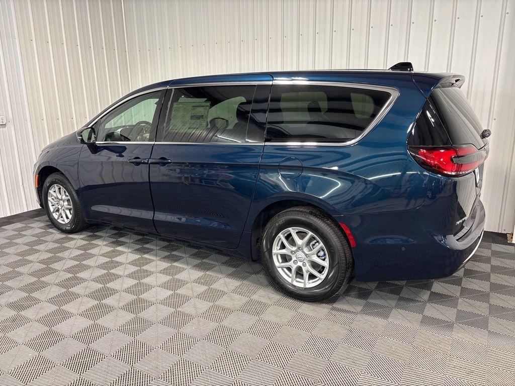 new 2025 Chrysler Pacifica car, priced at $43,114