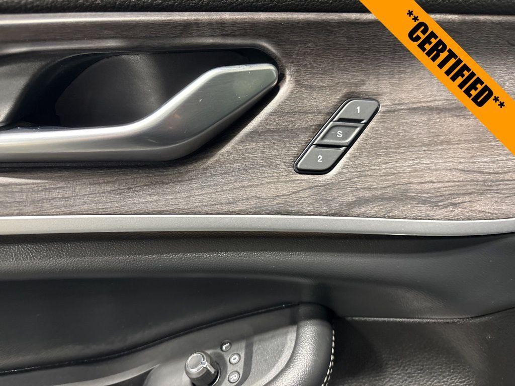used 2022 Jeep Grand Cherokee L car, priced at $33,700