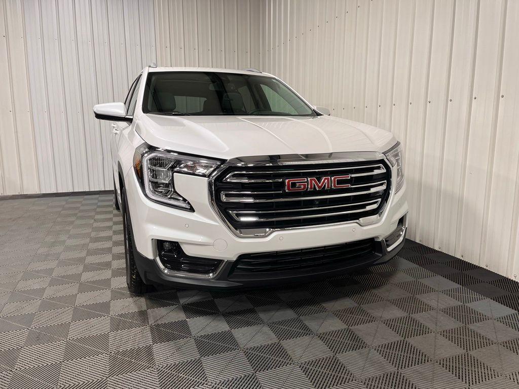 used 2022 GMC Terrain car, priced at $26,794