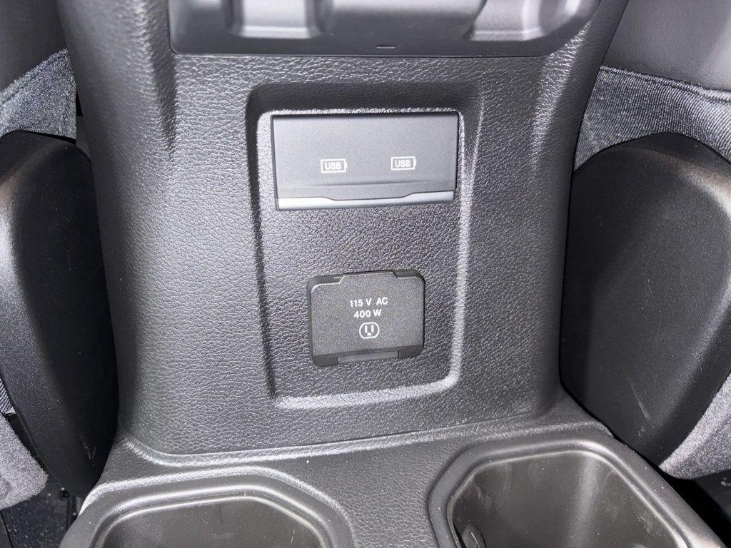 new 2025 Jeep Gladiator car, priced at $59,555