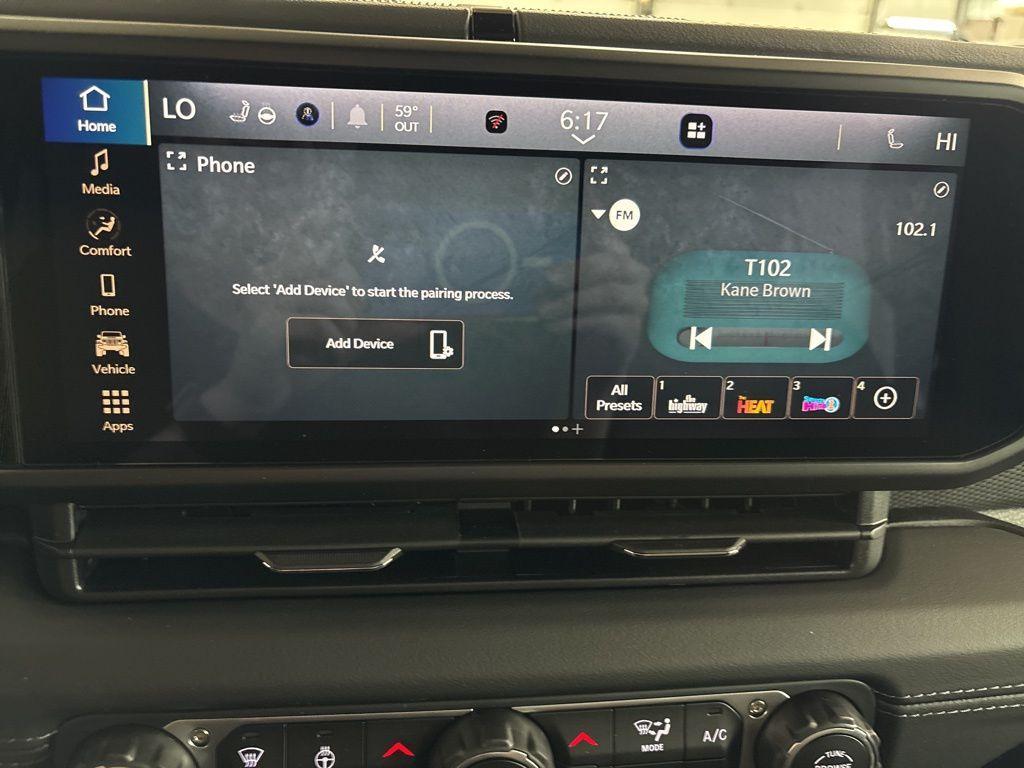 new 2025 Jeep Gladiator car, priced at $59,555