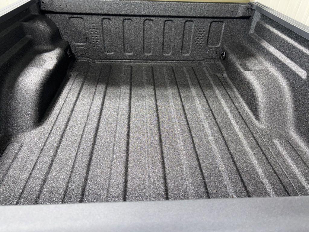 new 2025 Jeep Gladiator car, priced at $59,555